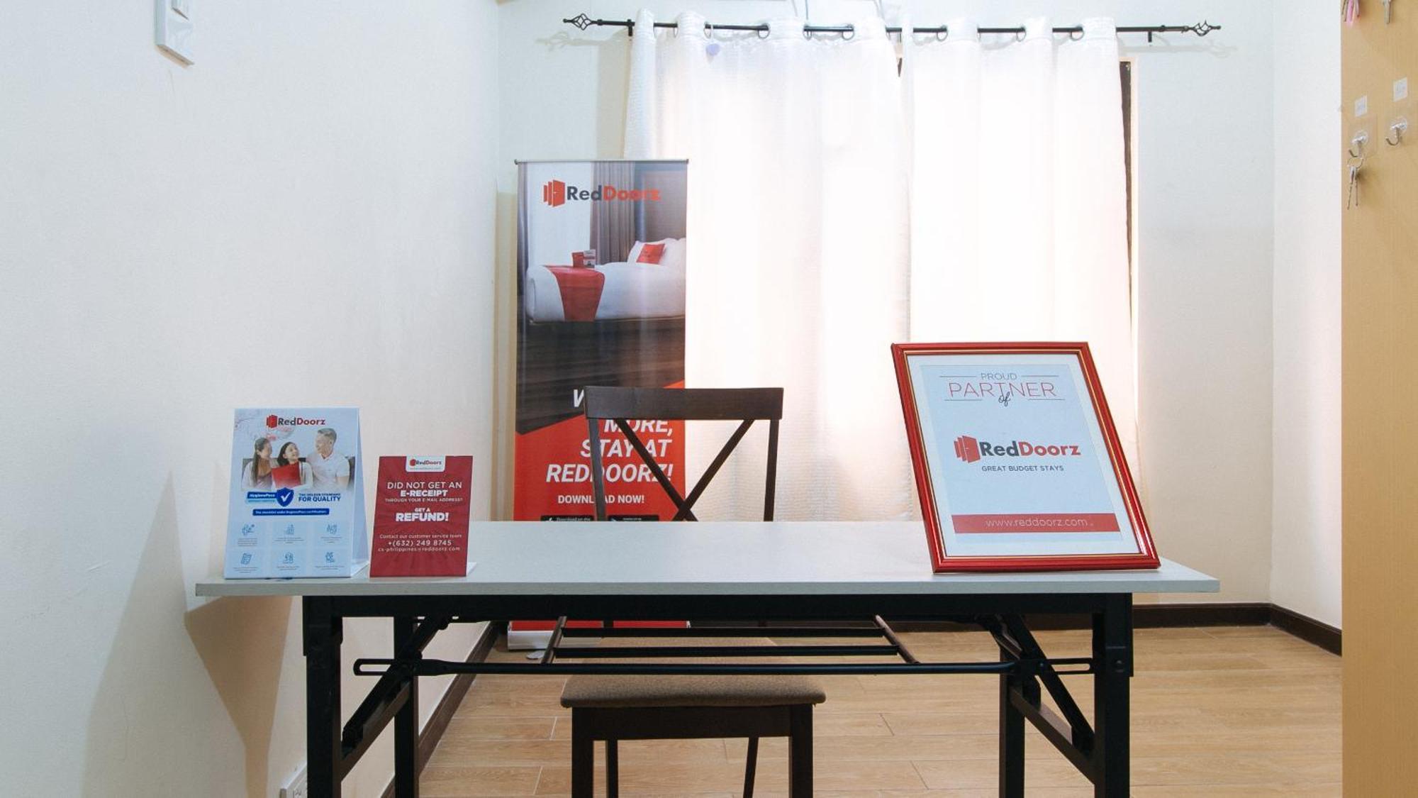 Reddoorz At Sta Cruz Naga City Dış mekan fotoğraf